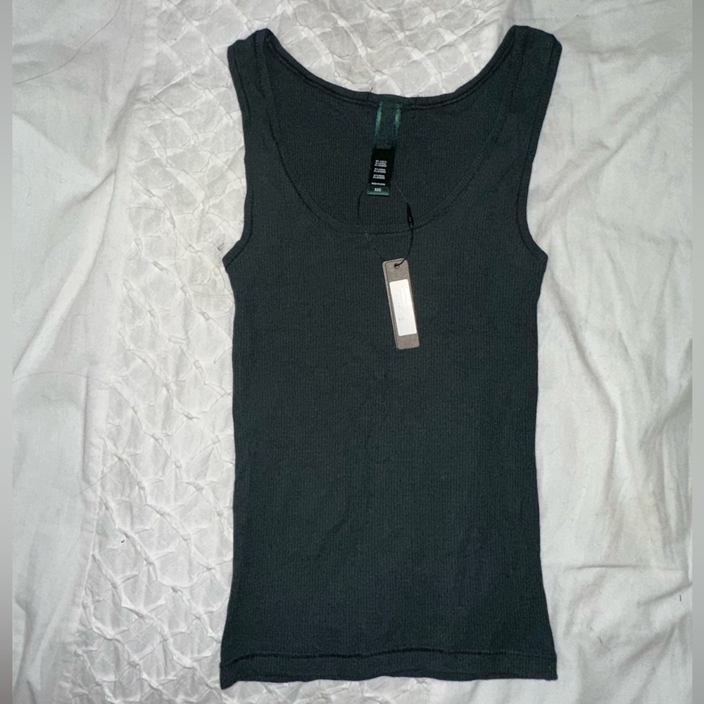 SKIMS NWT FITS EVERYBODY TANK
